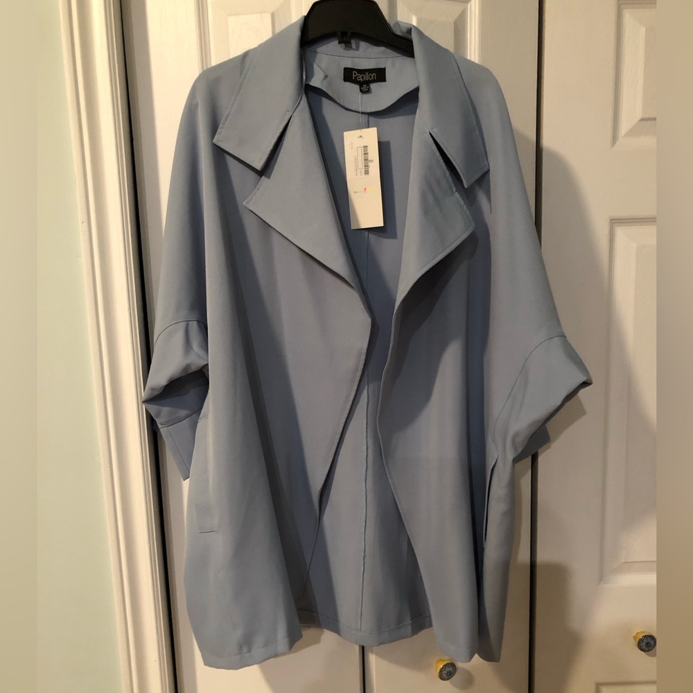 Papillon Cape Coat Med oversized